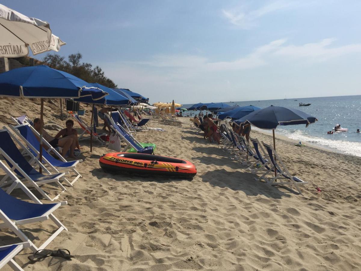 Residenza Gherly Capo Vaticano Eksteriør bilde